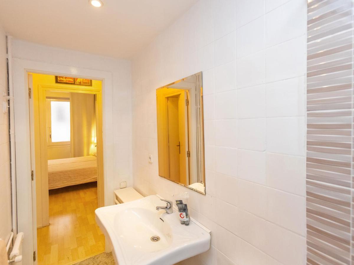 Apartment Eixample Dret Corsega Roger Lluria By Interhome Барселона Екстериор снимка